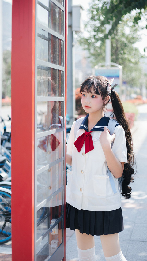 可爱的水手服少女 screenshot