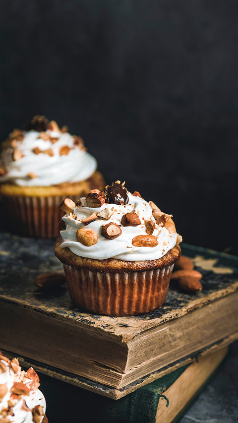 Chocolate Cupcakes muffins moody light low key screenshot