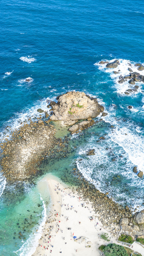 Aerial view of wuzhizhou island in sanya hainan screenshot