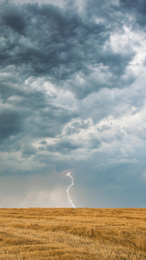 Dark storm clouds with lightning screenshot