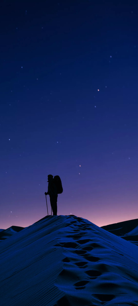 24H壁纸—旅行者 screenshot