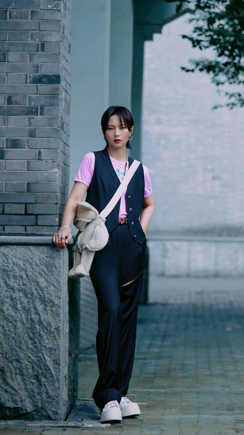 周笔畅：始终如一 screenshot