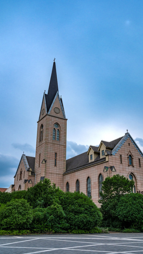 Church with Green Surroundings, Embracing Nature's Beauty screenshot