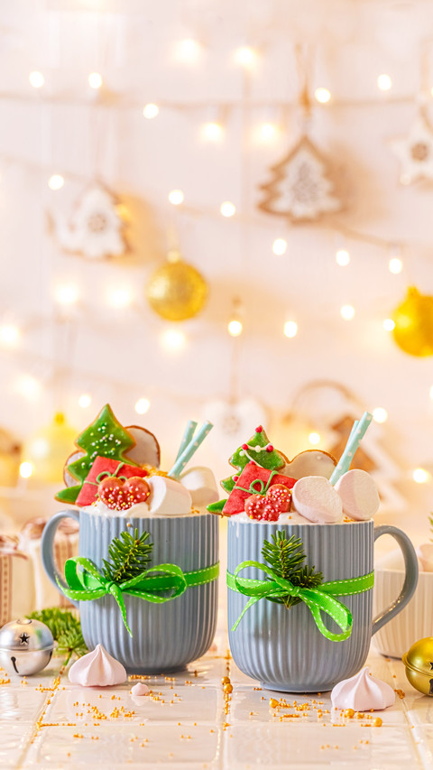 Tasty cocoa as perfect dessert for Christmas Eve screenshot