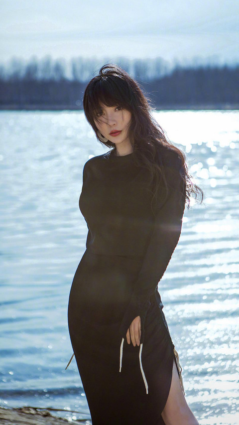 柳岩 screenshot