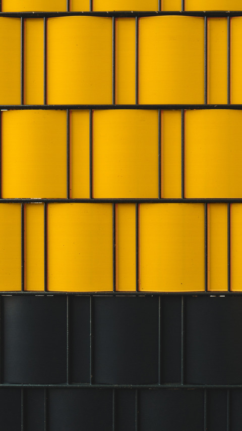 BlackXyellow SGDesigns screenshot