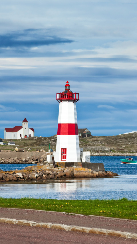 Red lighthouse screenshot